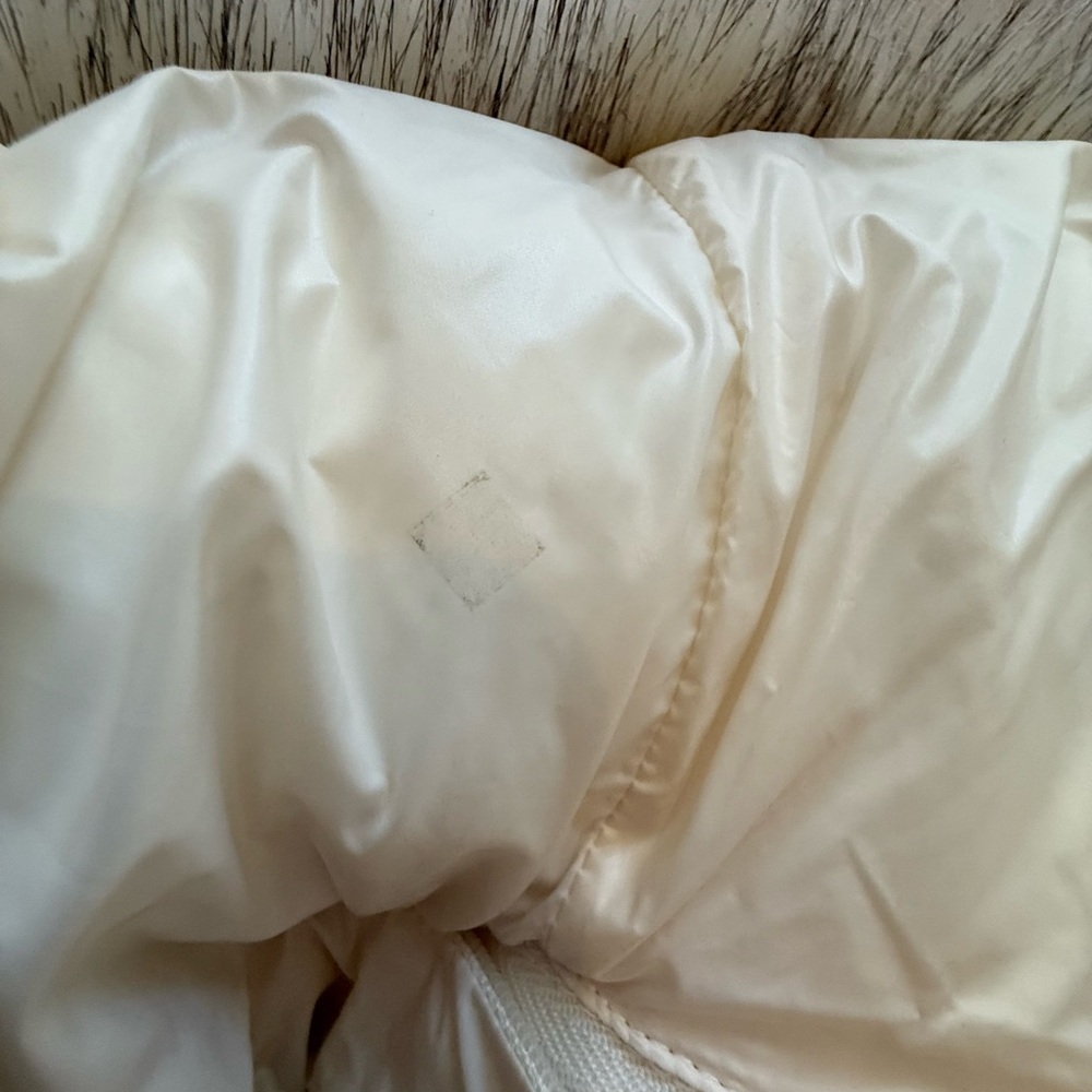 Gap Puffer Coat Medium - Picture 13 of 13